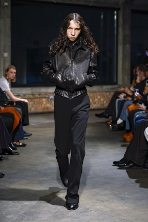 26春夏倫敦時裝週：Aaron Esh