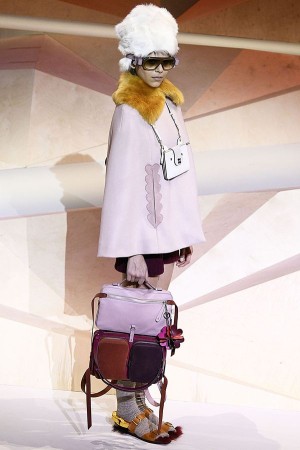 2017/18秋冬倫敦女裝周  買家觀點-Anya Hindmarch